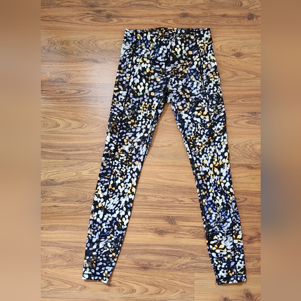 Lululemon Athletica Black and White Leggings with Abstract Floral Print